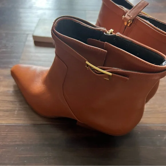 Franco Sarto Amber Booties NWOT - Picture 5 of 9